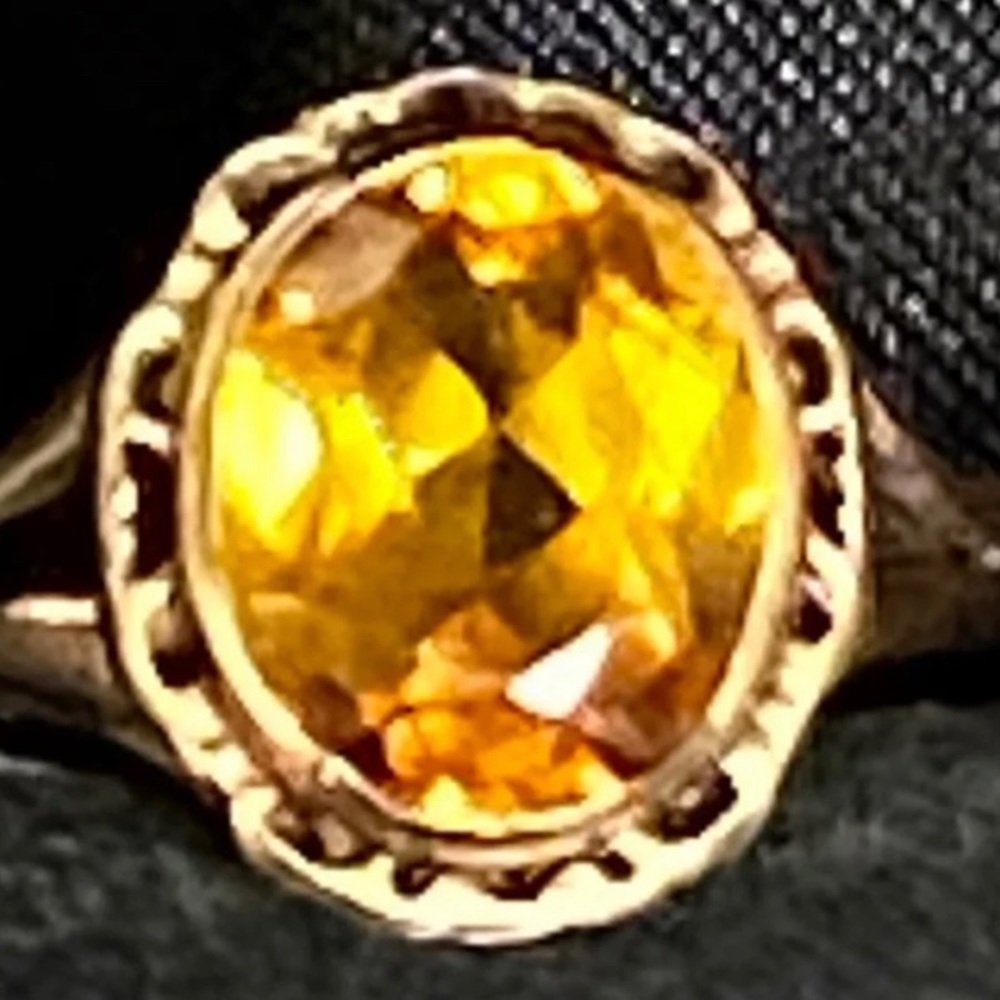 Vintage Citrine 10k Gold Ring